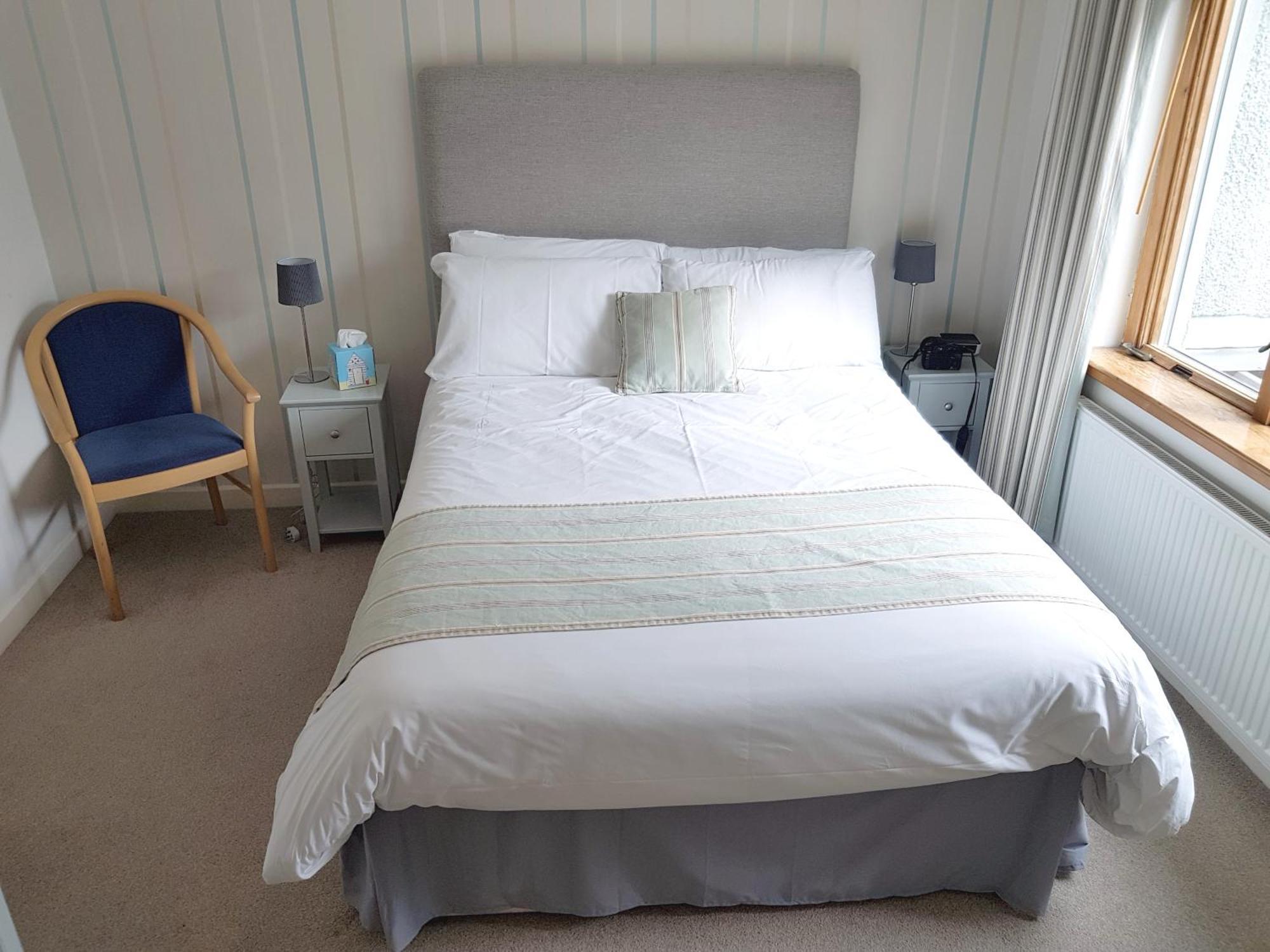 Ferry House Inn Milford Haven Zimmer foto