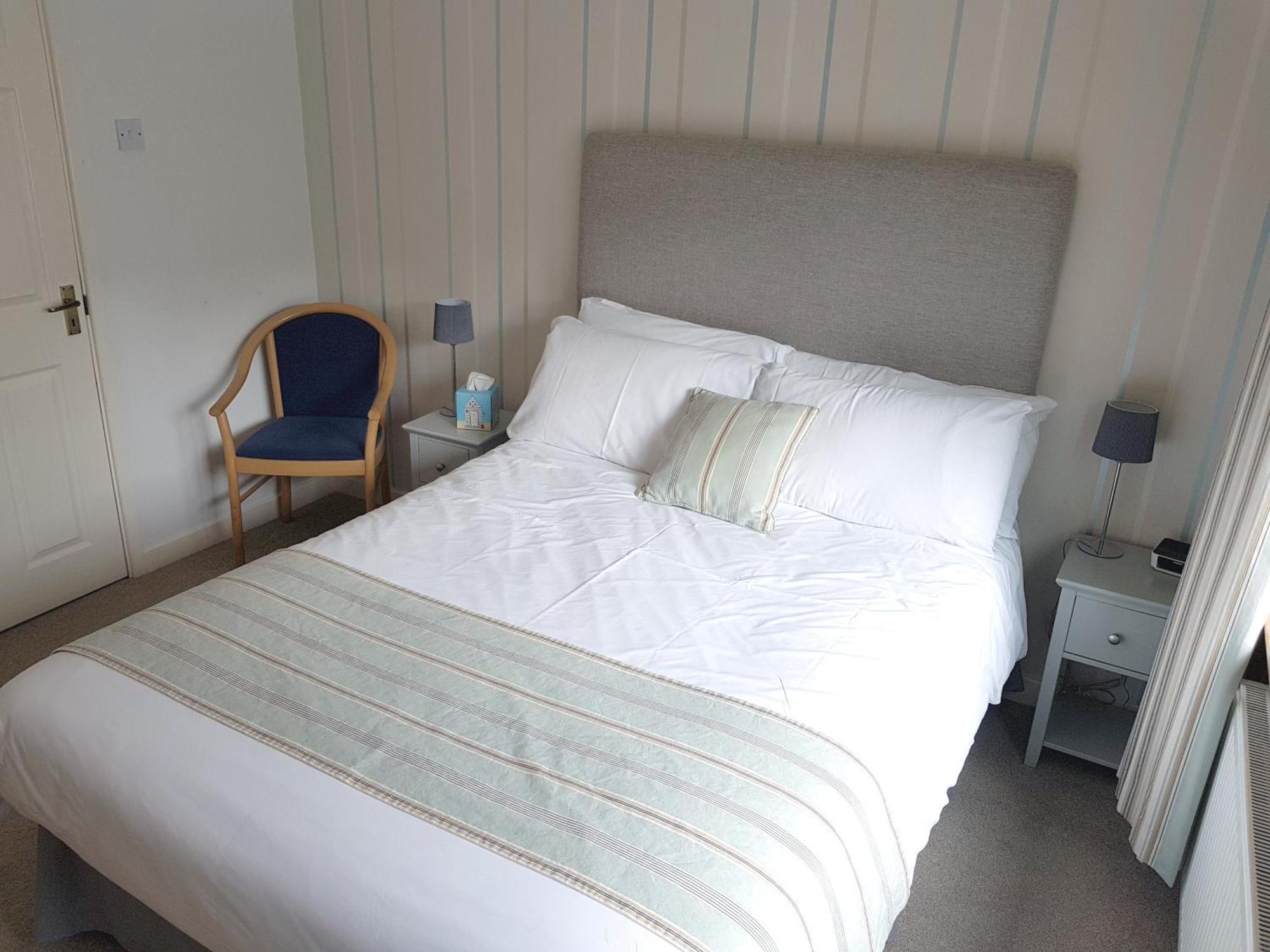 Ferry House Inn Milford Haven Zimmer foto