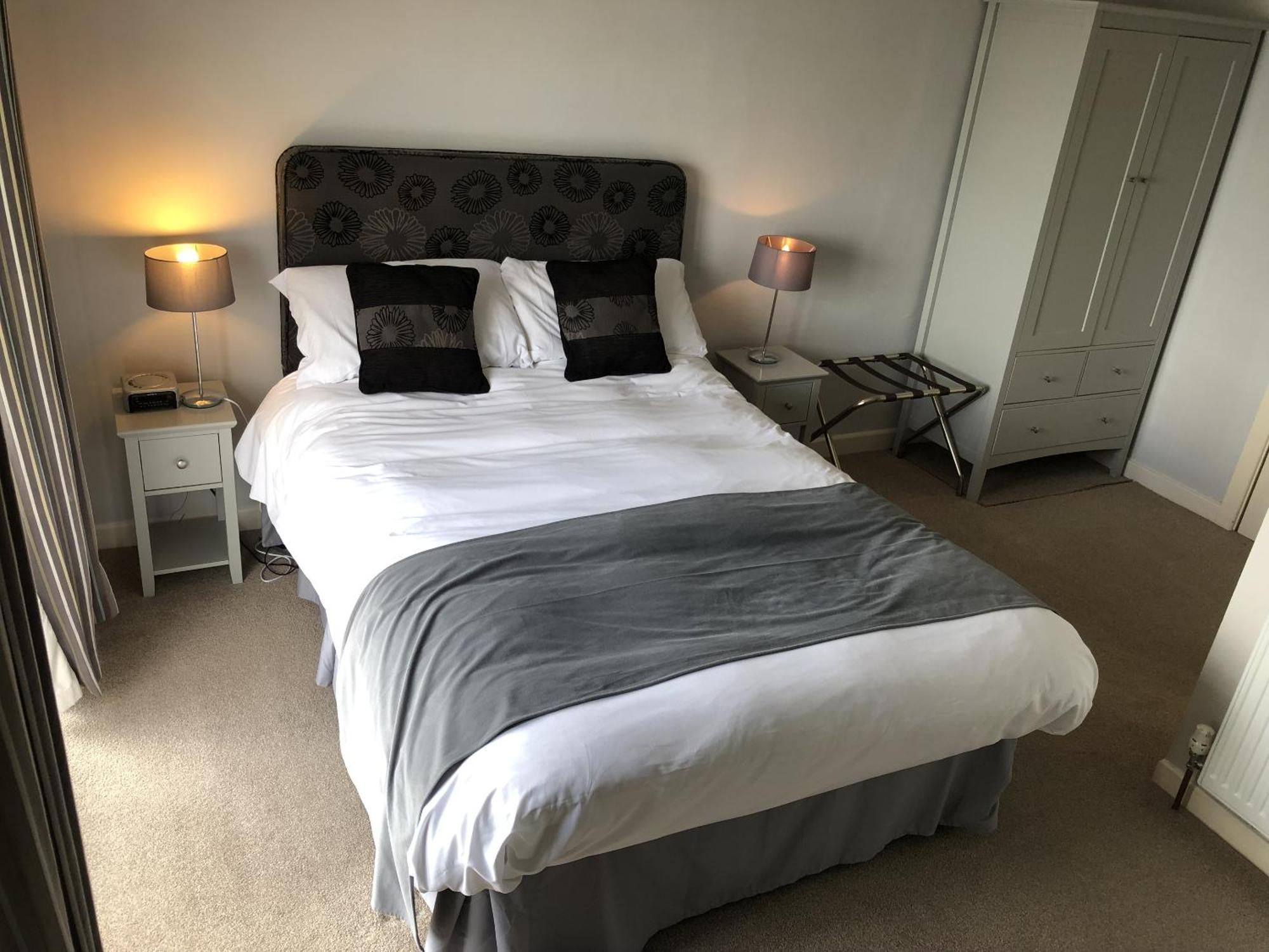 Ferry House Inn Milford Haven Zimmer foto