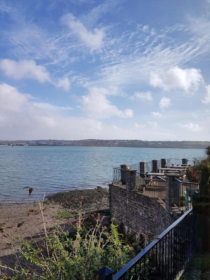 Ferry House Inn Milford Haven Exterior foto