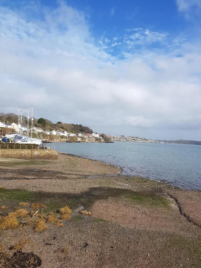 Ferry House Inn Milford Haven Exterior foto